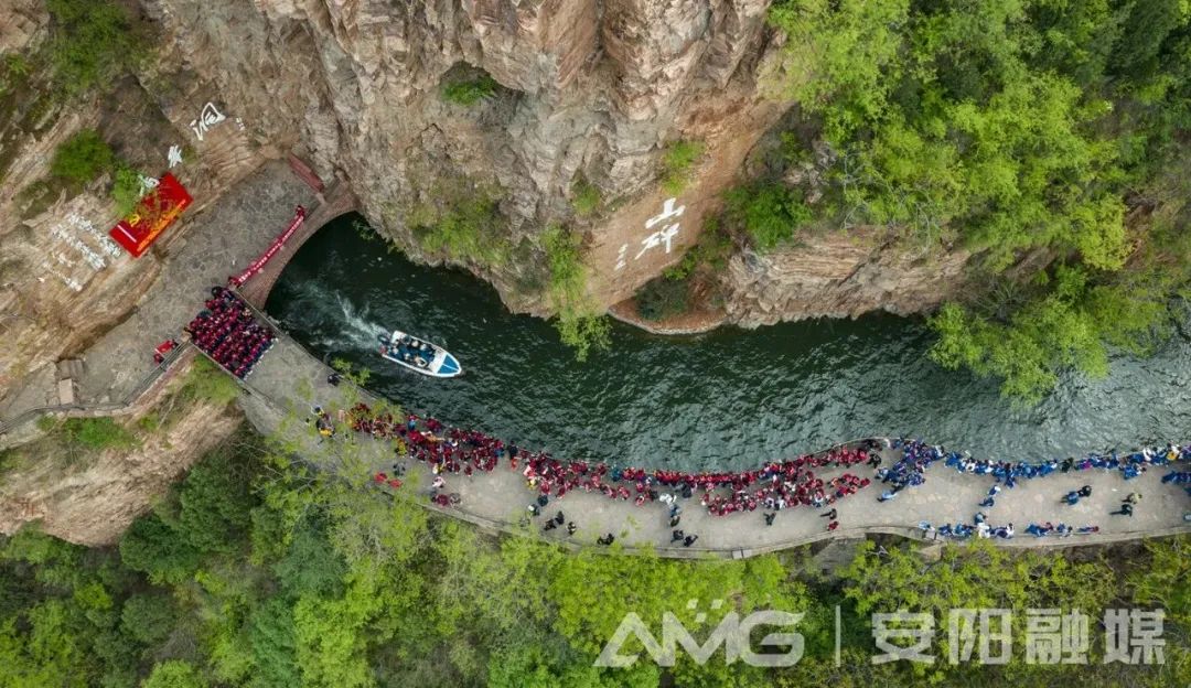 安阳：“人工天河”邀您共沐精神之光