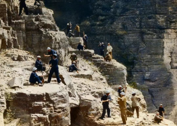 红旗渠 | 从1959的秋天出发,抵达这个秋天的奇迹!